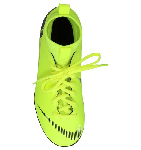 gele voetbalschoenen nike